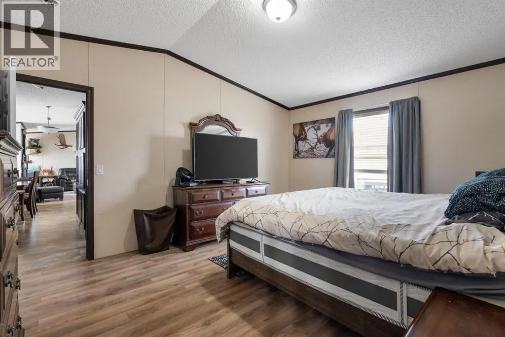 360 GRENFELL Crescent