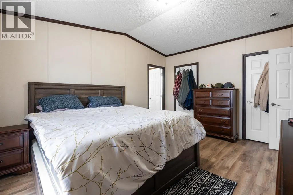360 GRENFELL Crescent