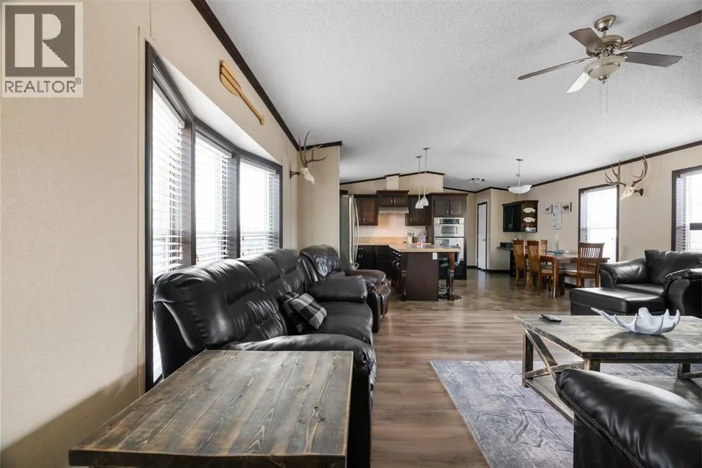 360 GRENFELL Crescent