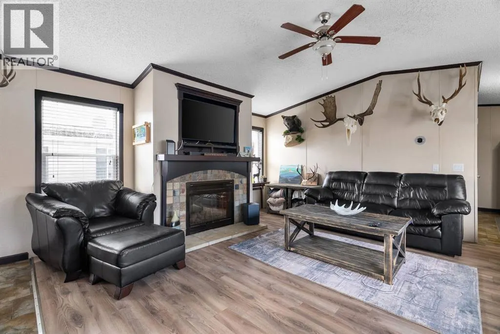 360 GRENFELL Crescent