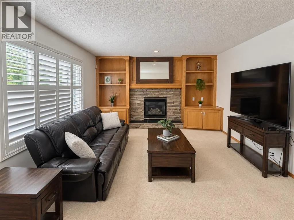 513 Sierra Madre Court SW