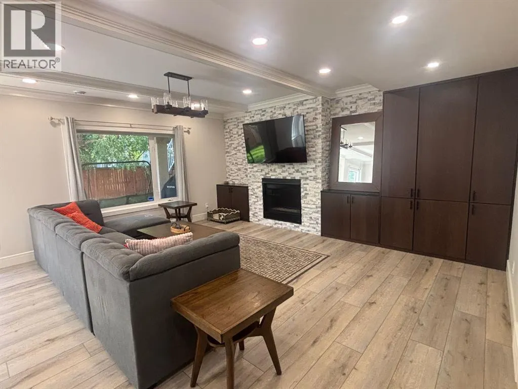 513 Sierra Madre Court SW