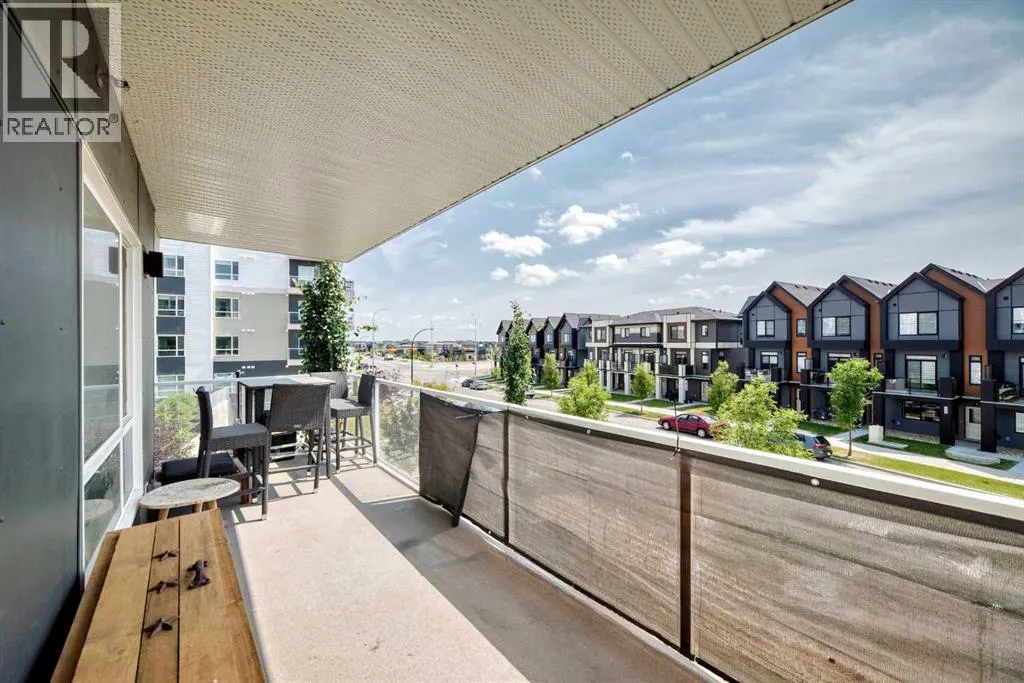3208, 220 Seton Grove SE