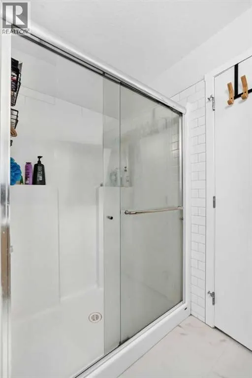 3208, 220 Seton Grove SE