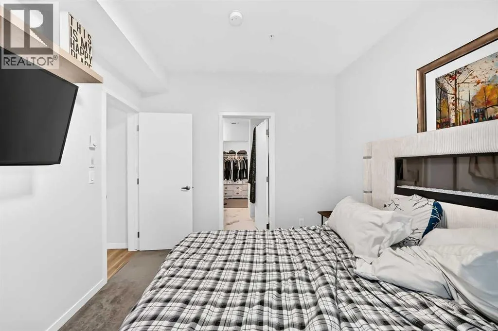 3208, 220 Seton Grove SE