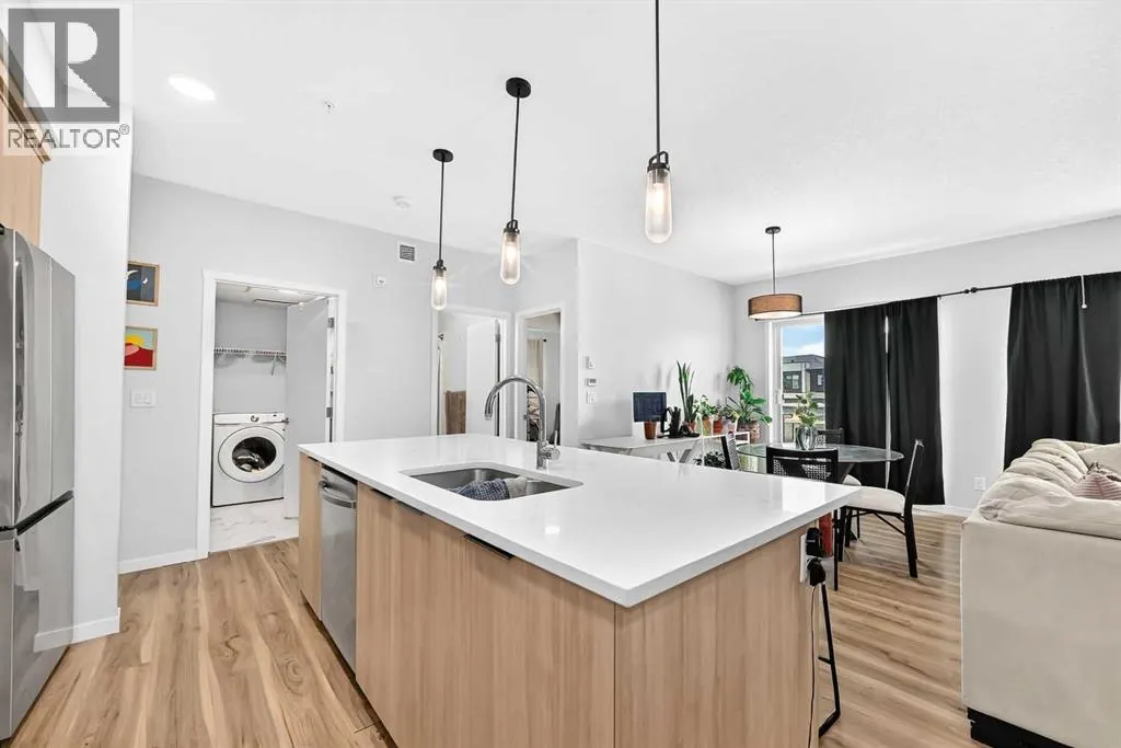 3208, 220 Seton Grove SE