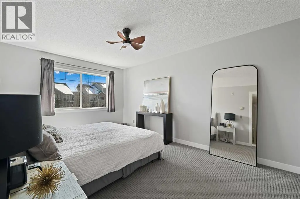 2205, 211 Aspen Stone Boulevard SW