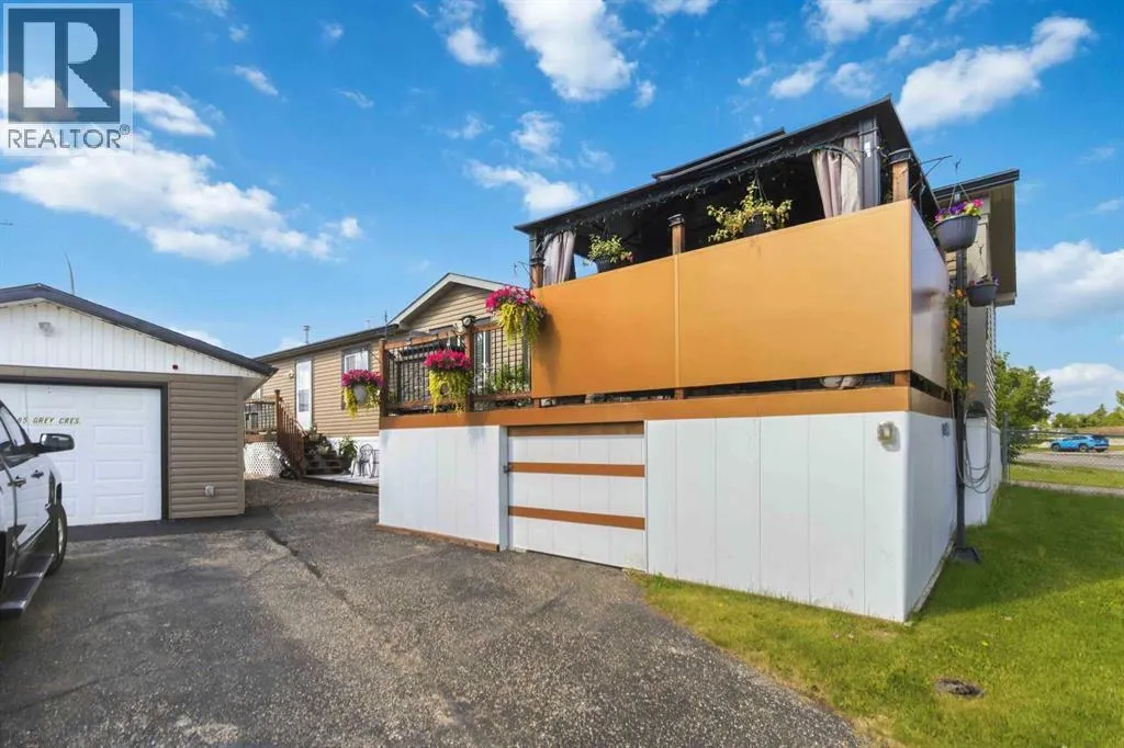 185 Grey Crescent