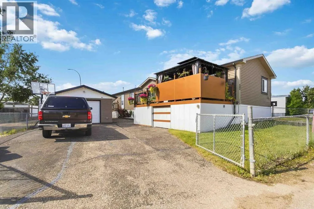 185 Grey Crescent