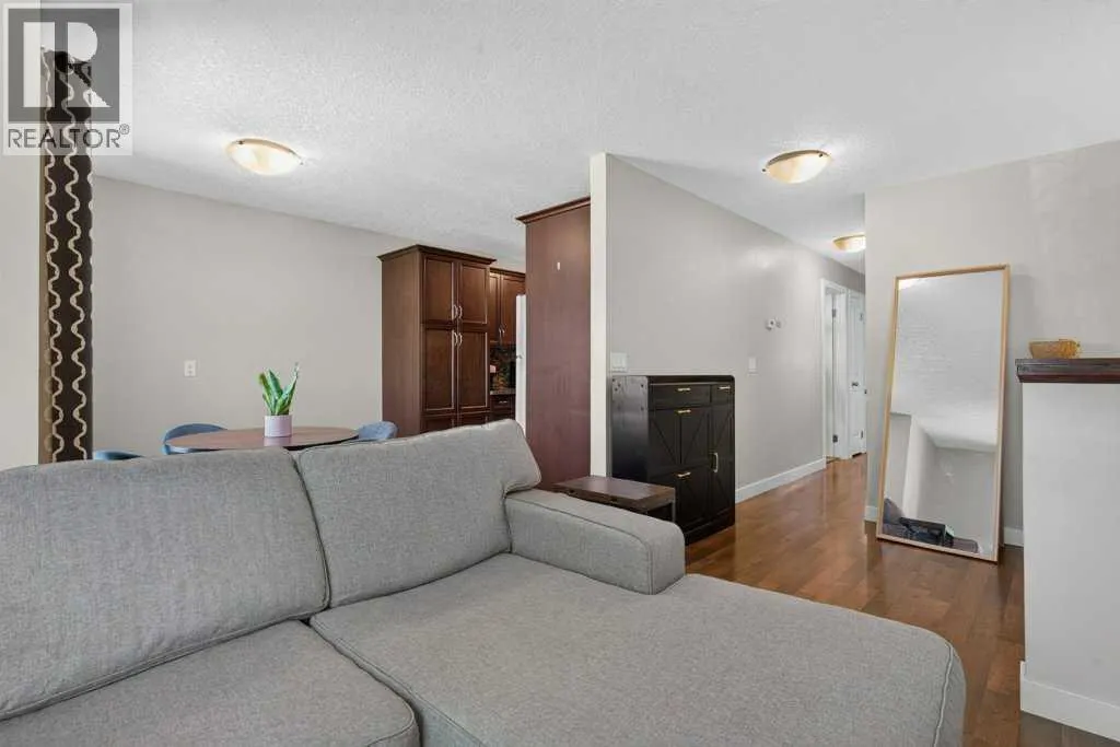 20 McKinley Road SE
