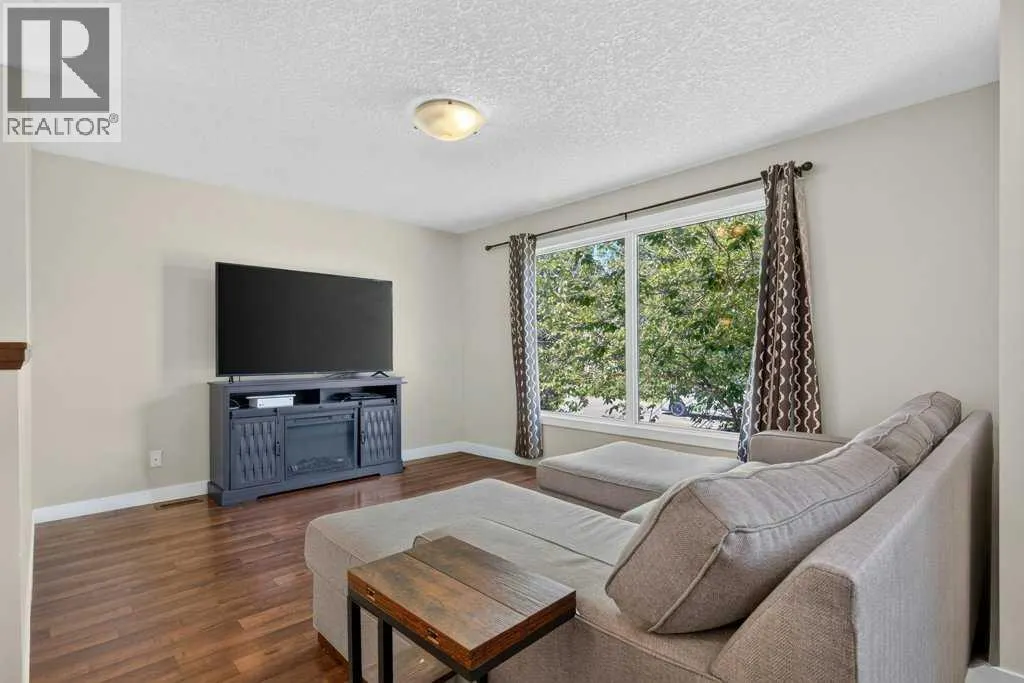 20 McKinley Road SE