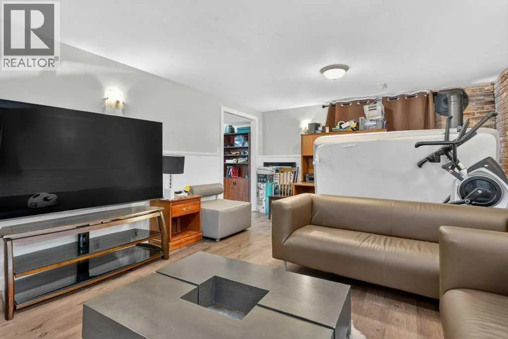 20 McKinley Road SE