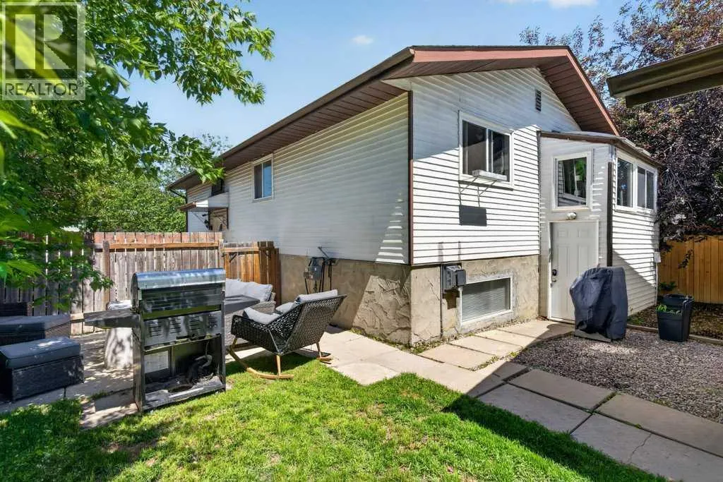 20 McKinley Road SE