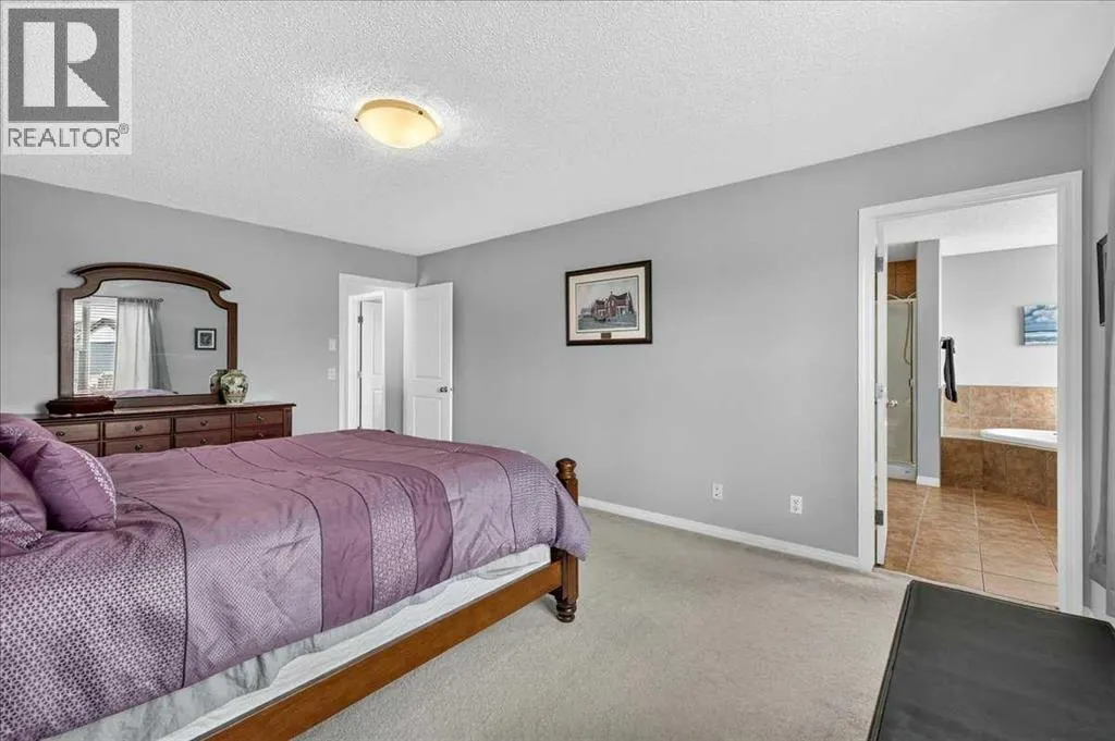 18 Copperstone Drive SE