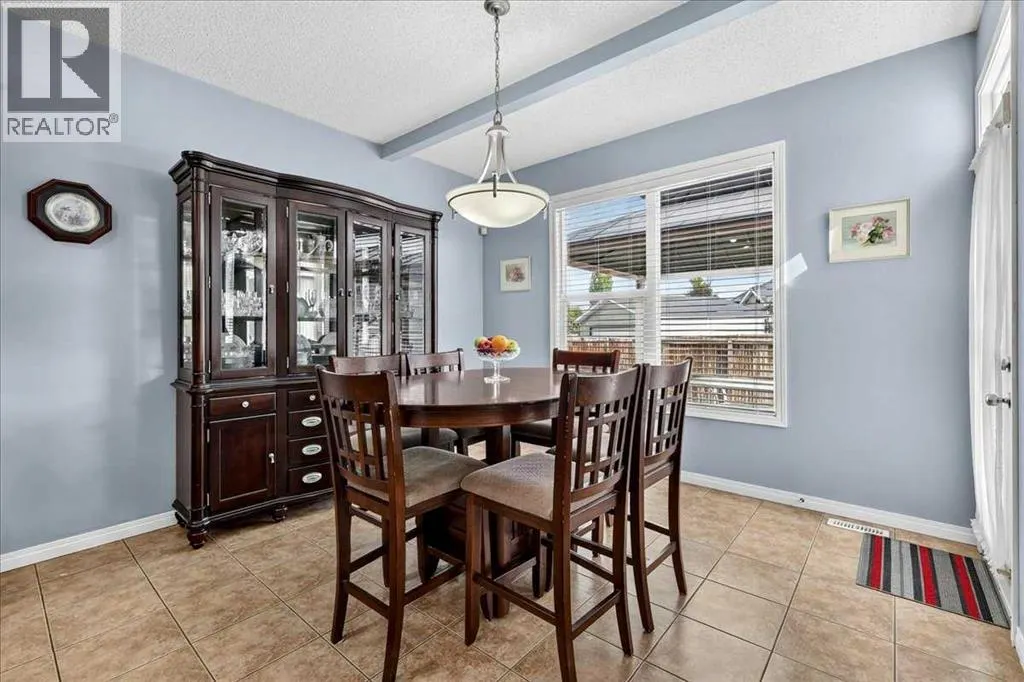 18 Copperstone Drive SE
