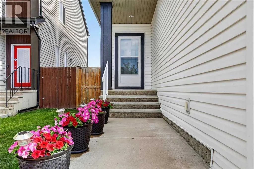 18 Copperstone Drive SE