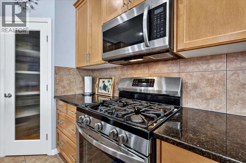 18 Copperstone Drive SE