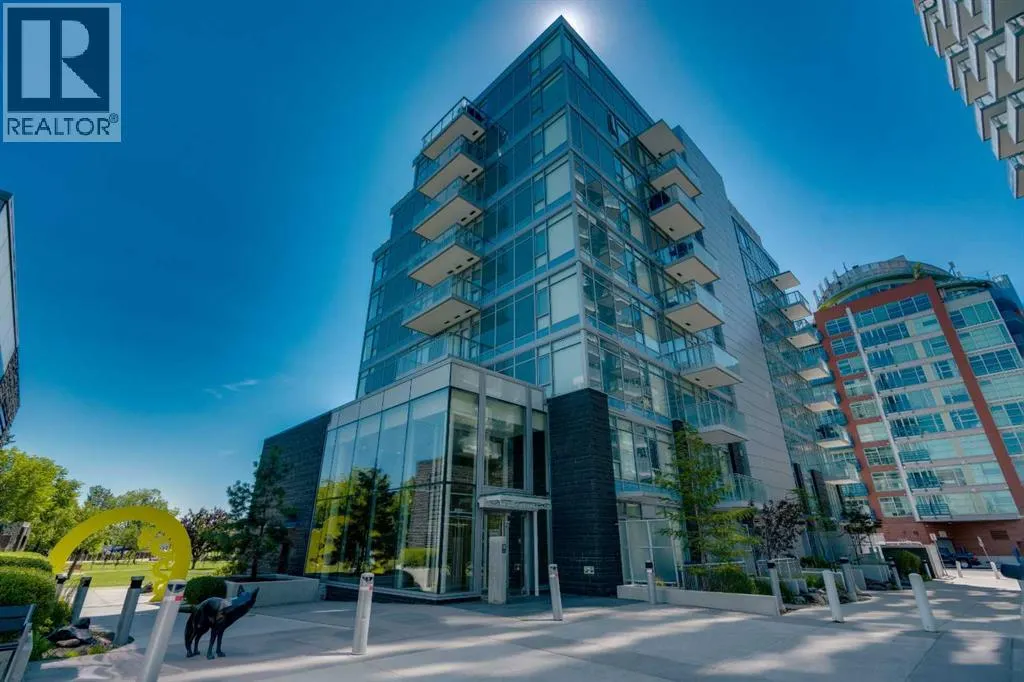 806, 118 Waterfront Court SW