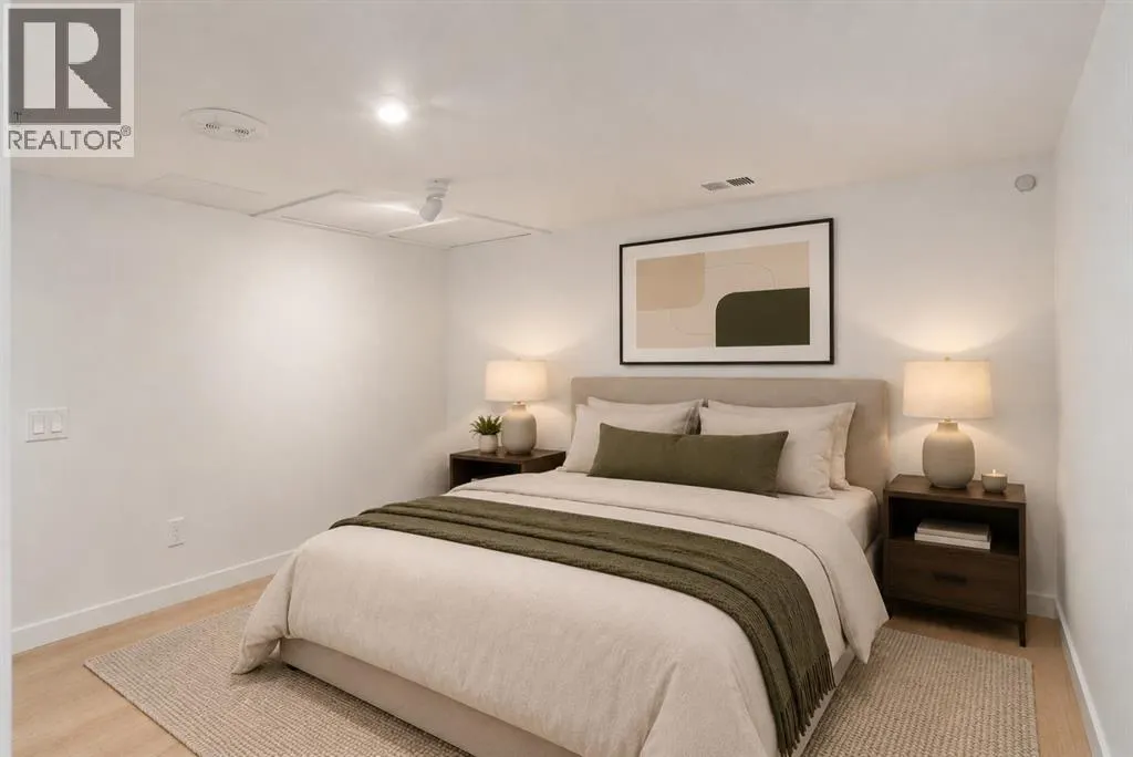 806, 118 Waterfront Court SW