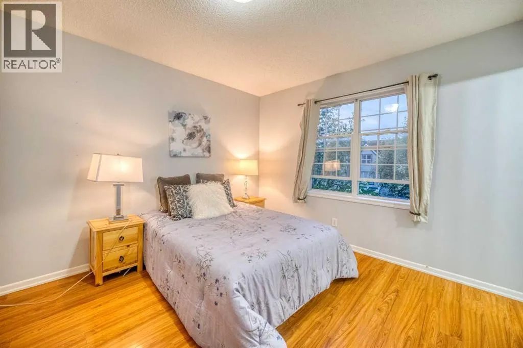 81 Prestwick Avenue SE
