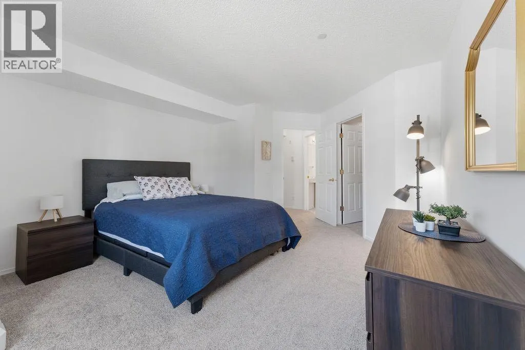 1210, 1210 Sienna Park Green SW