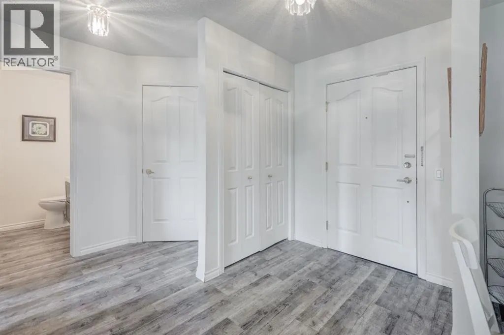 1114, 1818 Simcoe Boulevard SW