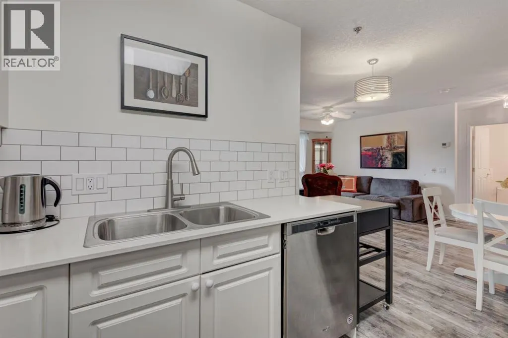 1114, 1818 Simcoe Boulevard SW