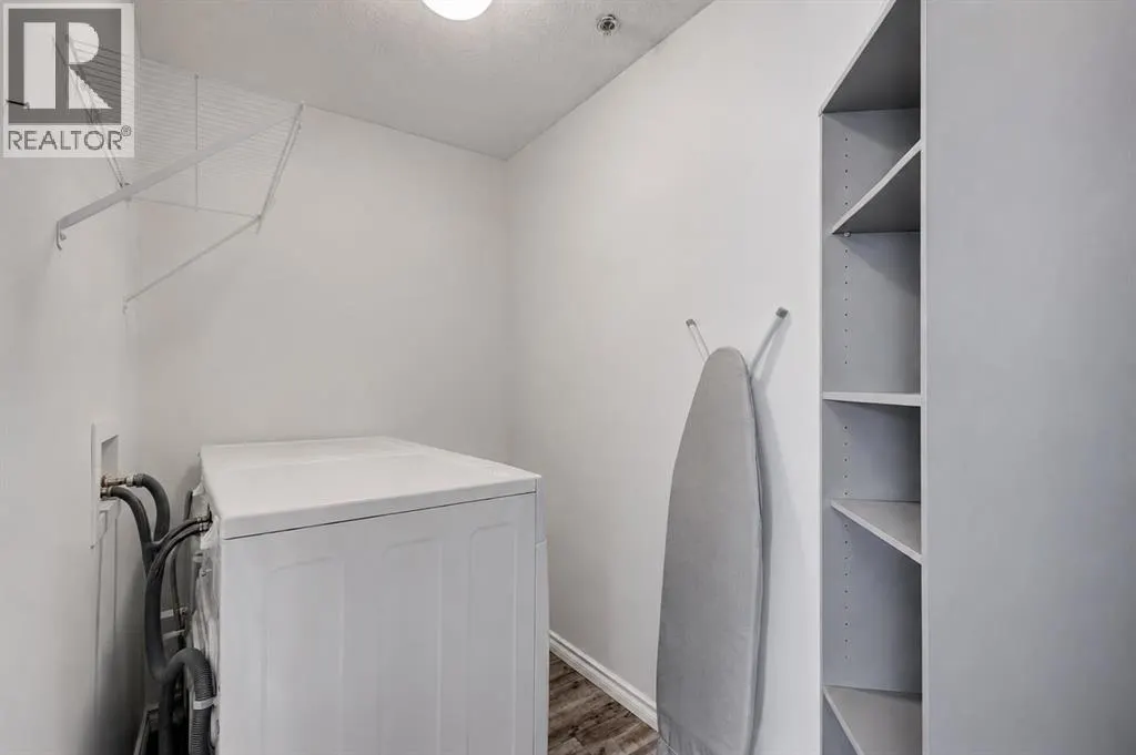 1114, 1818 Simcoe Boulevard SW