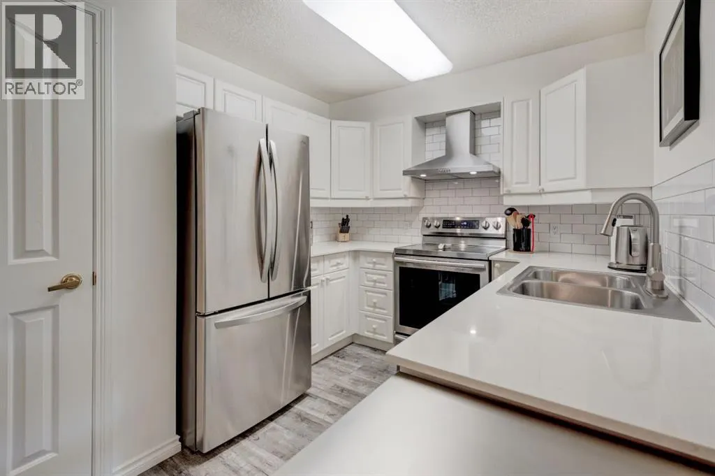 1114, 1818 Simcoe Boulevard SW