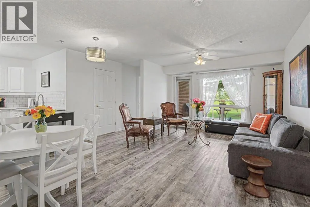 1114, 1818 Simcoe Boulevard SW