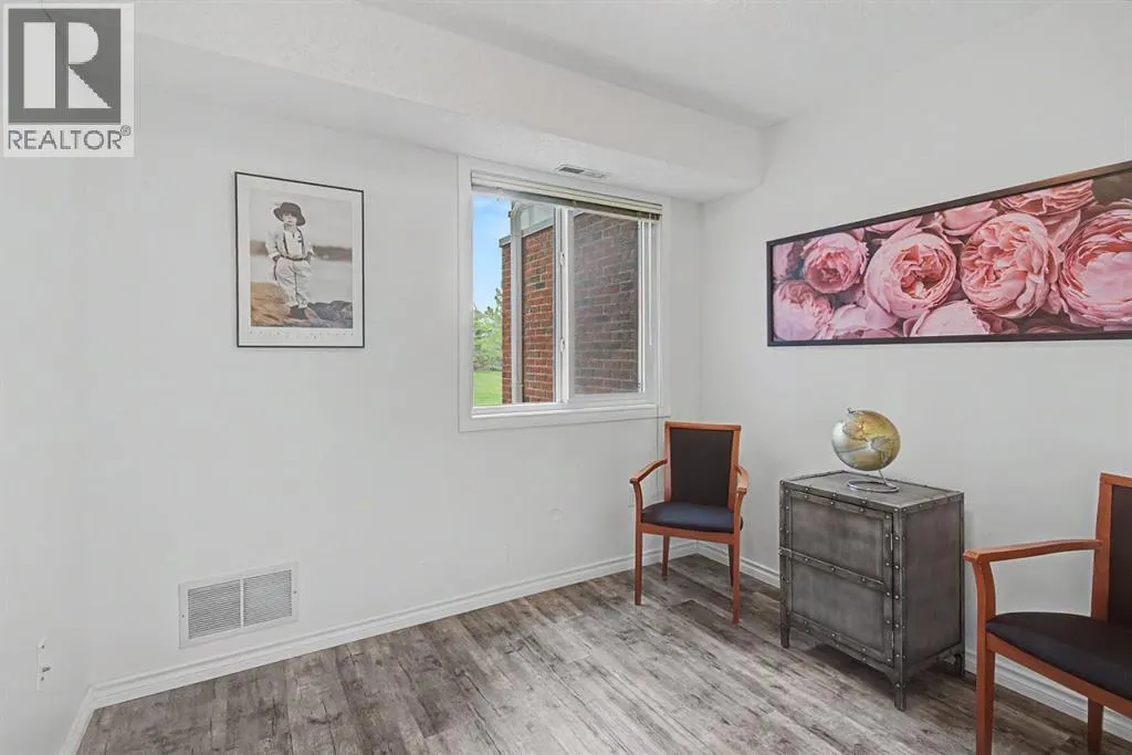1114, 1818 Simcoe Boulevard SW