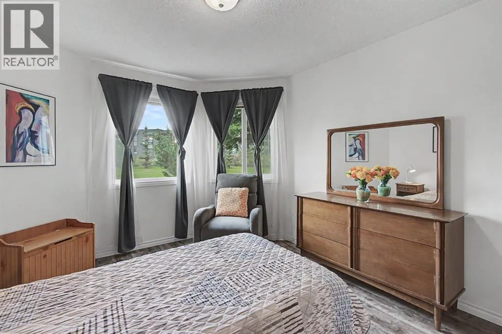 1114, 1818 Simcoe Boulevard SW