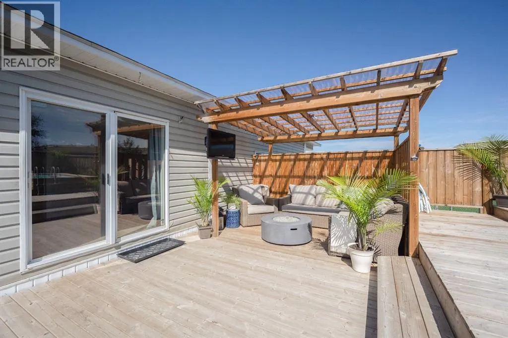 240 Grandview Crescent