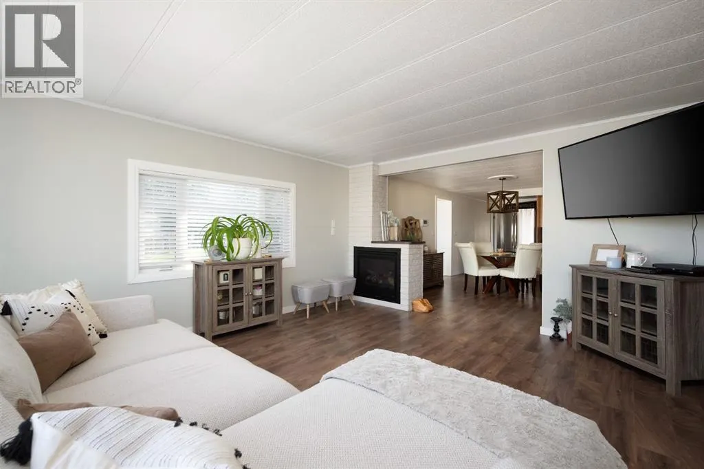 240 Grandview Crescent