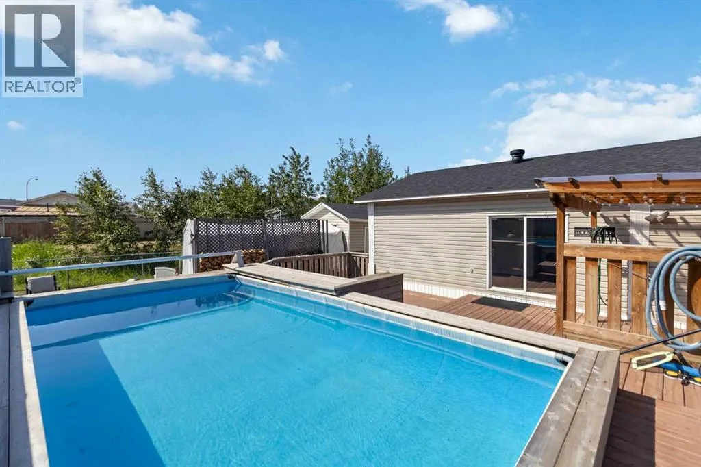 240 Grandview Crescent