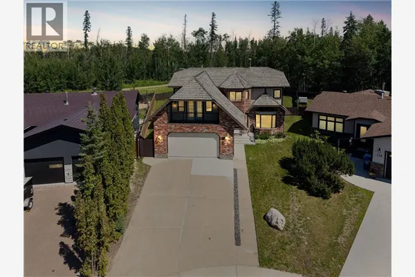 118 Dickins Close
