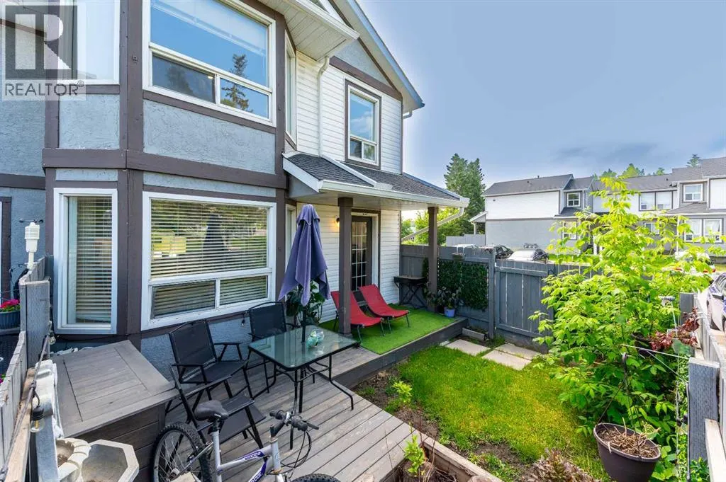 503 Signal Hill Green SW