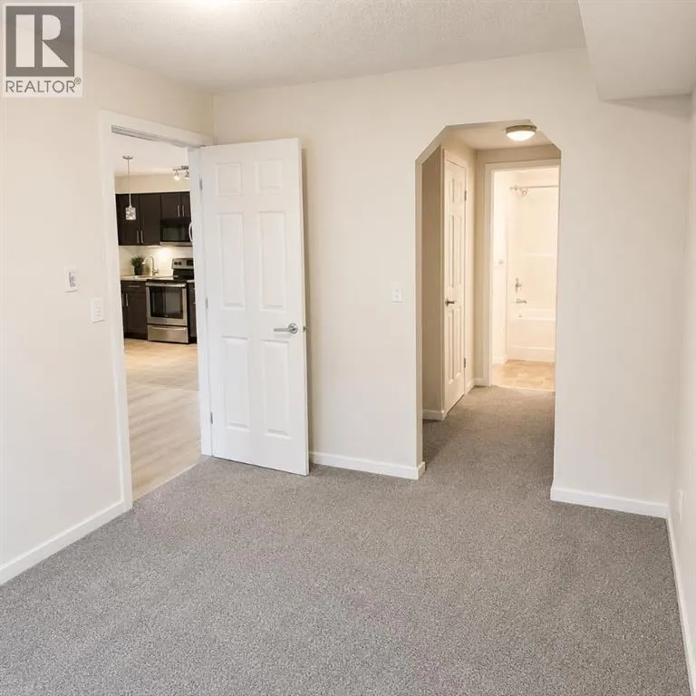 5206, 755 Copperpond Boulevard SE