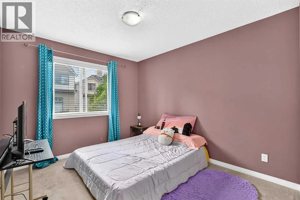 53 Everhollow Park SW
