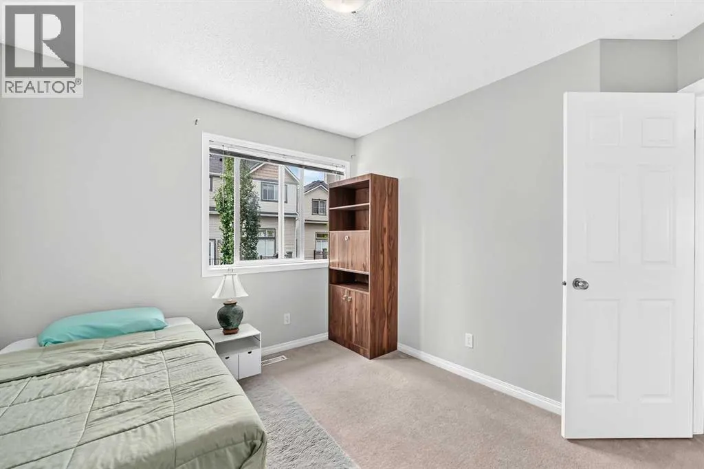 53 Everhollow Park SW