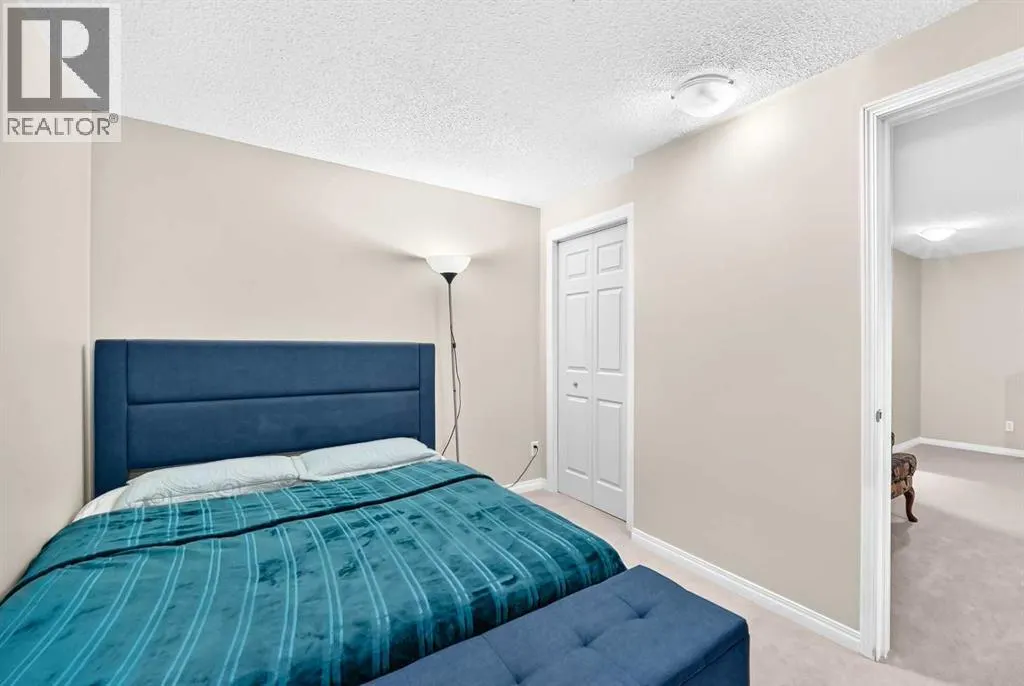 53 Everhollow Park SW