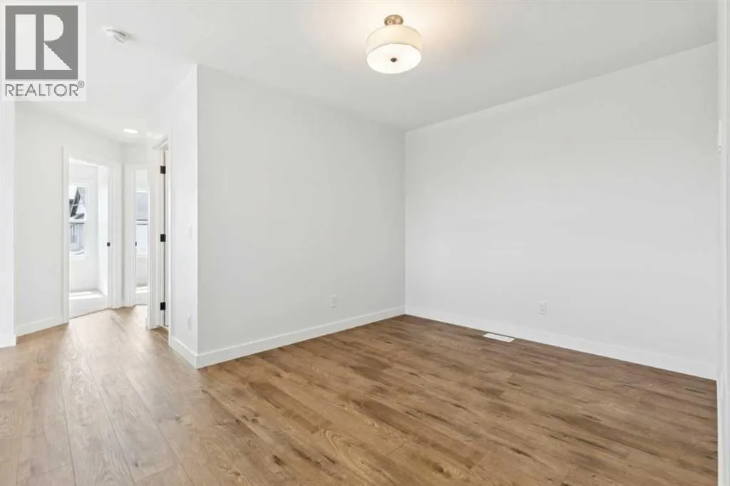 49 Silverton Glen Way SW