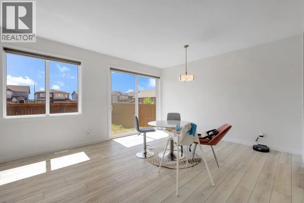 423 Legacy Circle SE