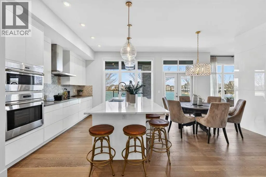 101, 23 Mahogany Circle SE
