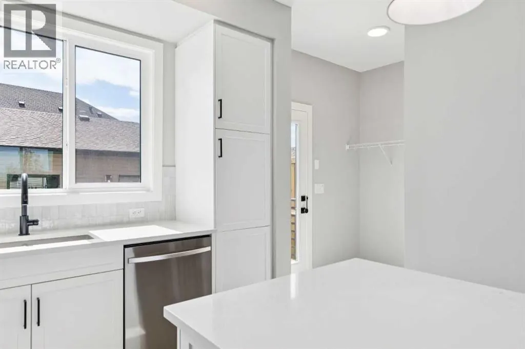 45 Silverton Glen Way SW