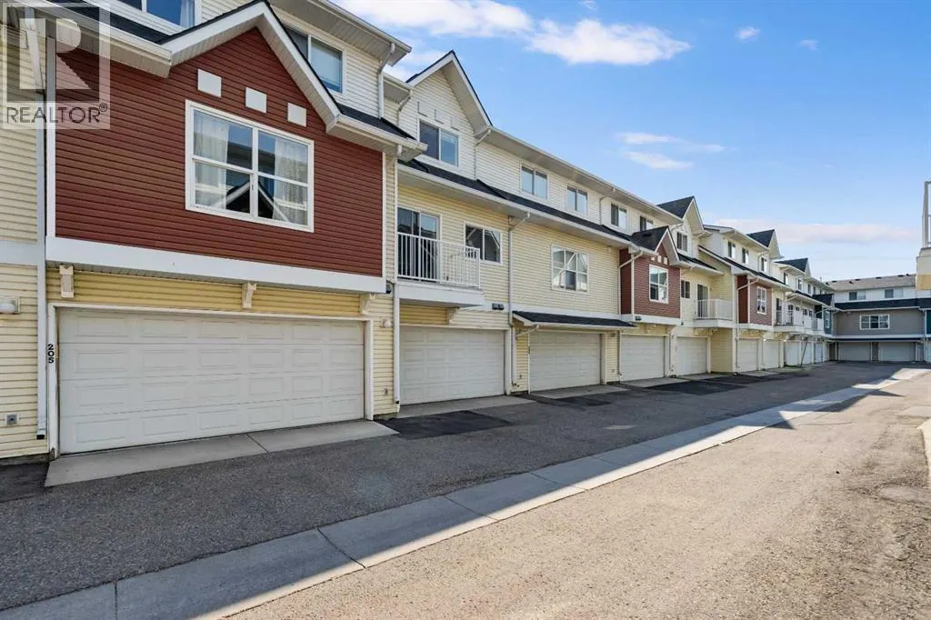 205 Mckenzie Towne Gate SE