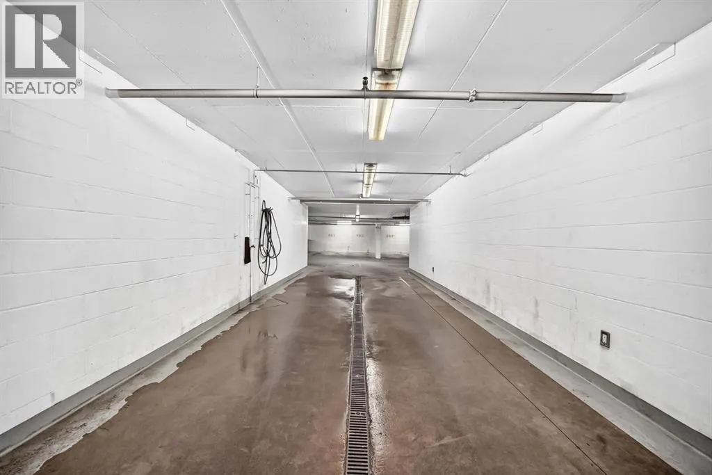 458, 222 Riverfront Avenue SW
