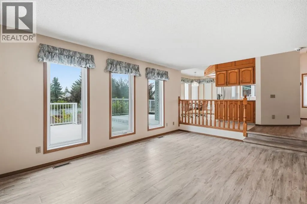 61 Shannon Crescent SW