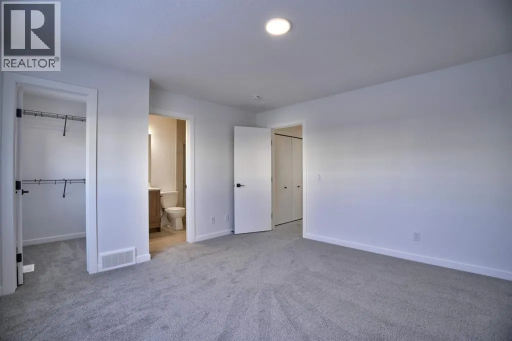 45 Legacy Point Terrace SE