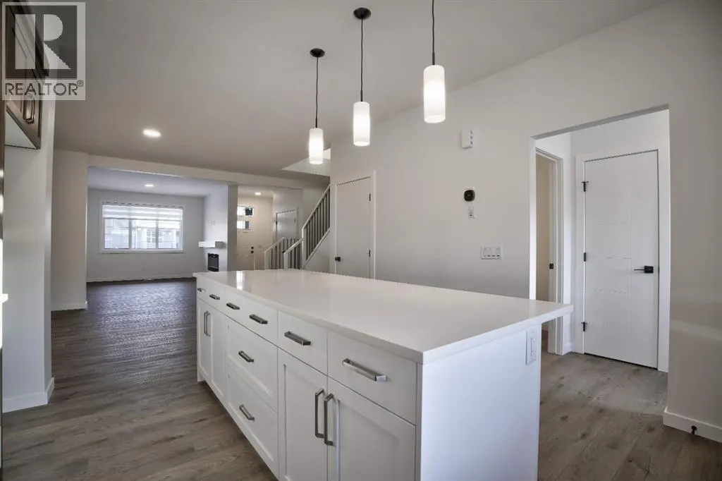 45 Legacy Point Terrace SE